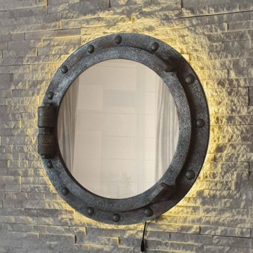 Настенное зеркало иллюминатор с подсветкой сталь