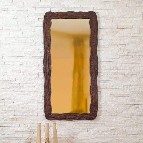 Зеркало для прихожей в деревянной раме