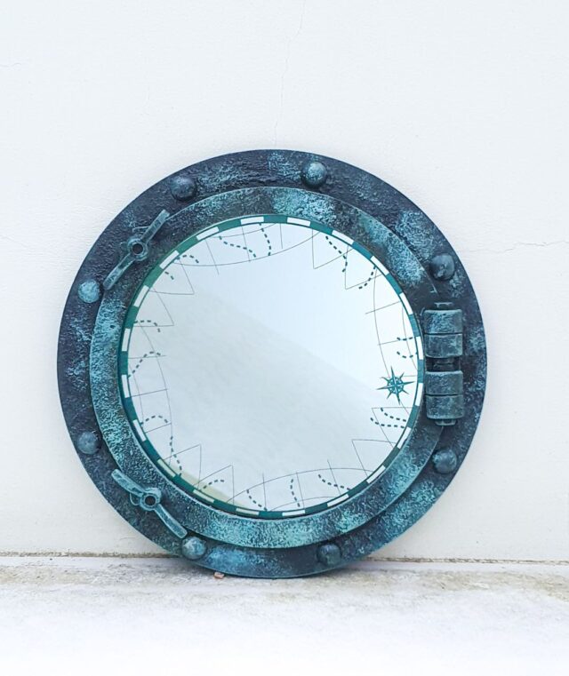 Зеркало в морском стиле с гравировкой